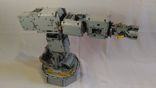 Lego Technic 6 DOF Robot Arm (2 sBrick)